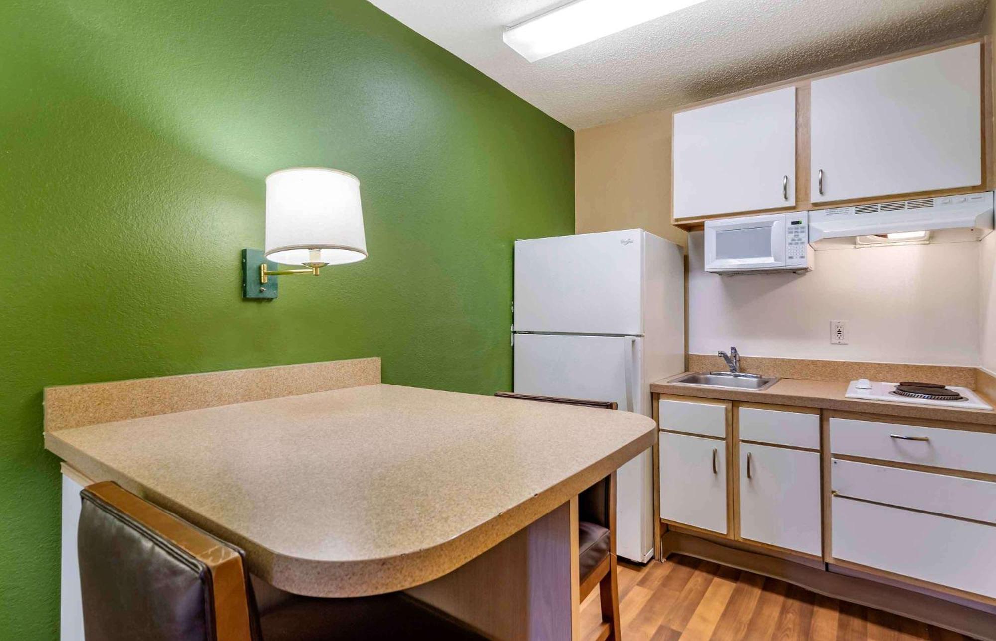 Extended Stay America Select Suites - Tampa - North Airport Exterior foto