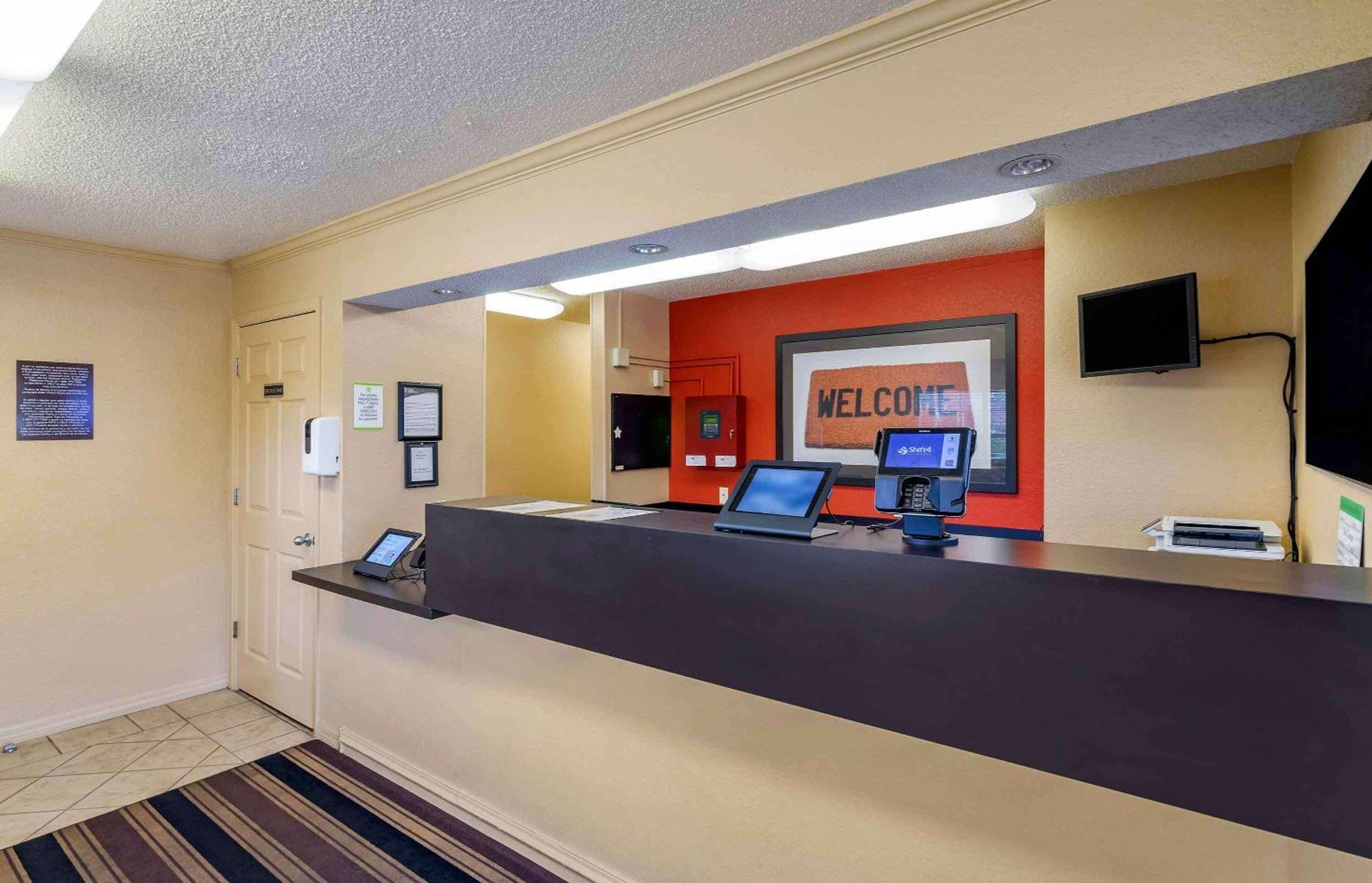 Extended Stay America Select Suites - Tampa - North Airport Exterior foto